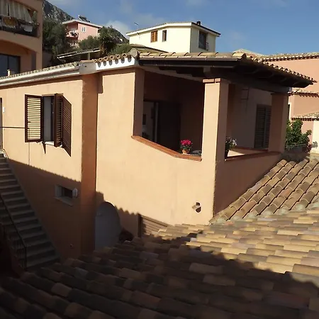 Appartement Biriala House *